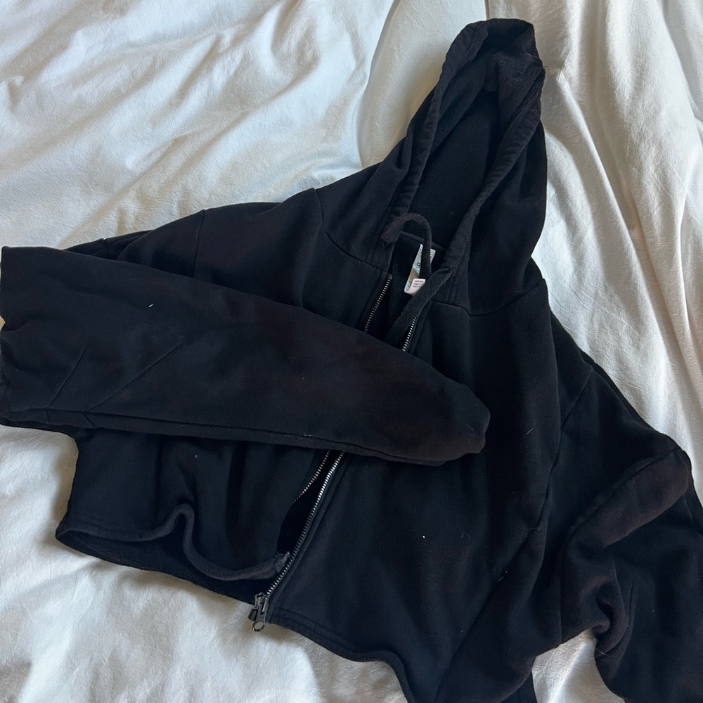 ALO Yoga Black Cropped Zip Hoodie